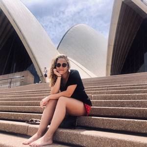 Meet your Posher, Dillon